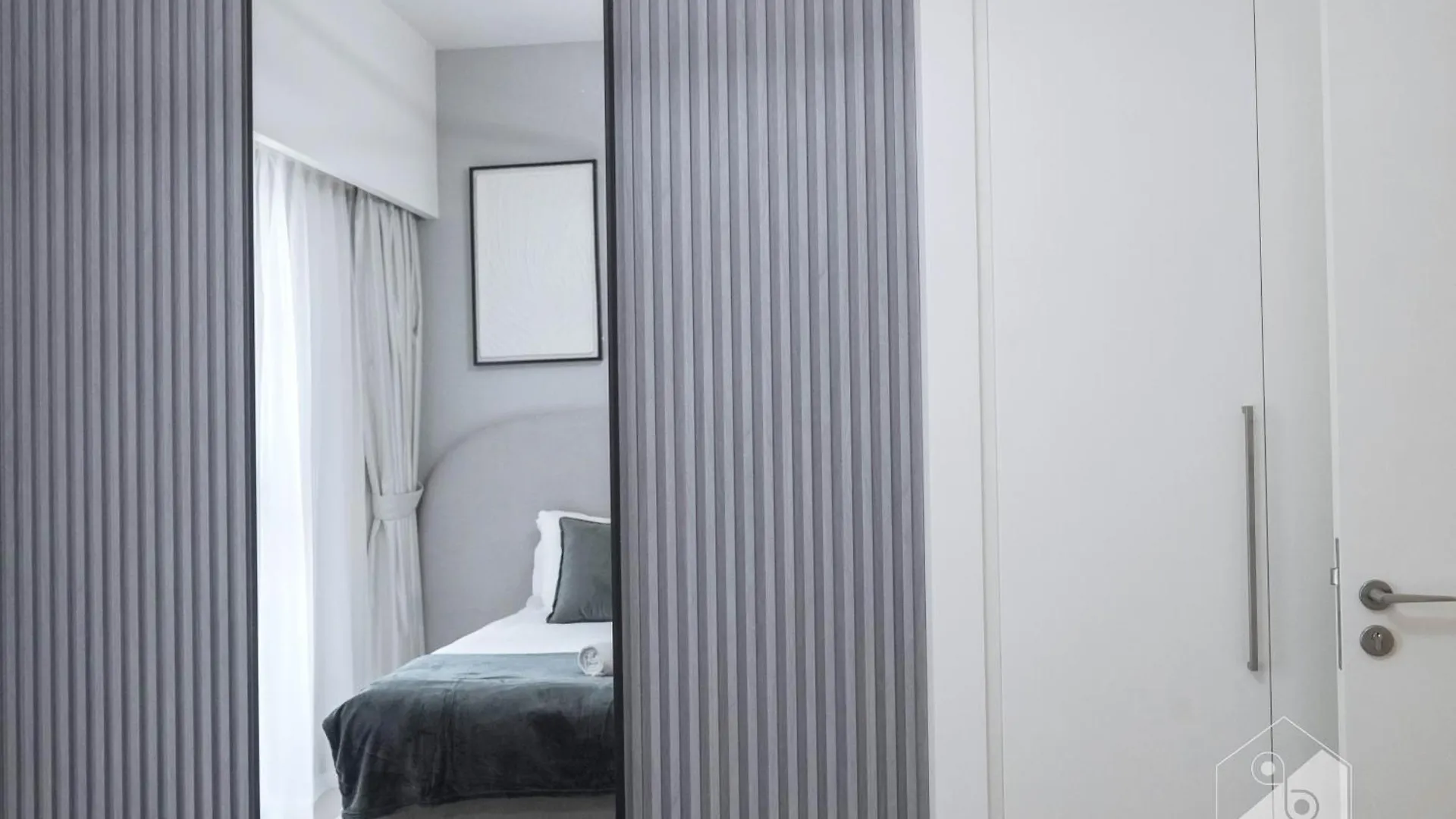 Luxurious Stay At Burj Crown Downtown Dubai