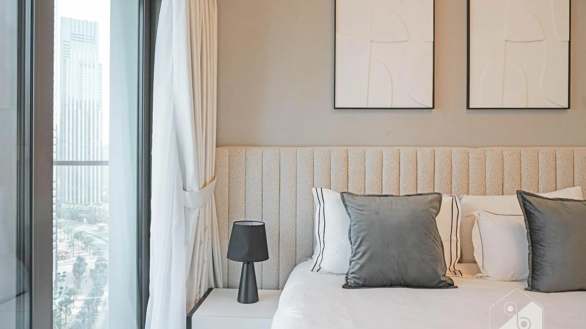 Luxurious Stay At Burj Crown Downtown Dubai United Arab Emirates