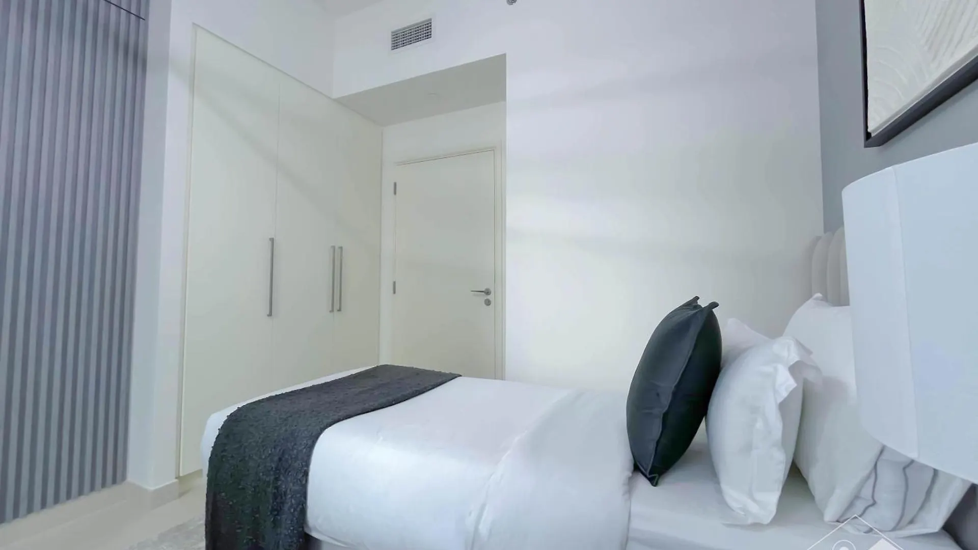 Luxurious Stay At Burj Crown Downtown Dubai United Arab Emirates