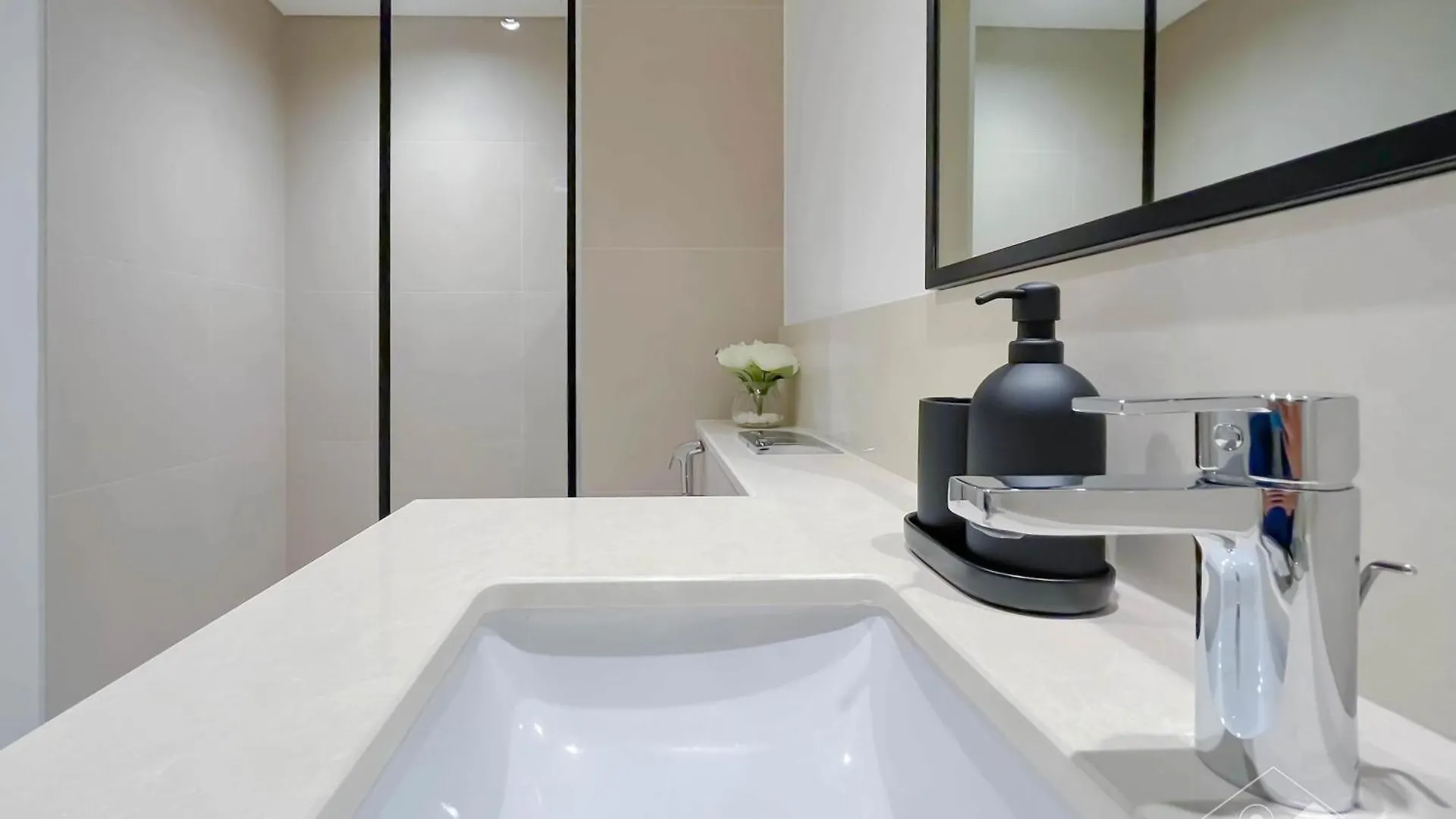 Luxurious Stay At Burj Crown Downtown Dubai 0*,  United Arab Emirates